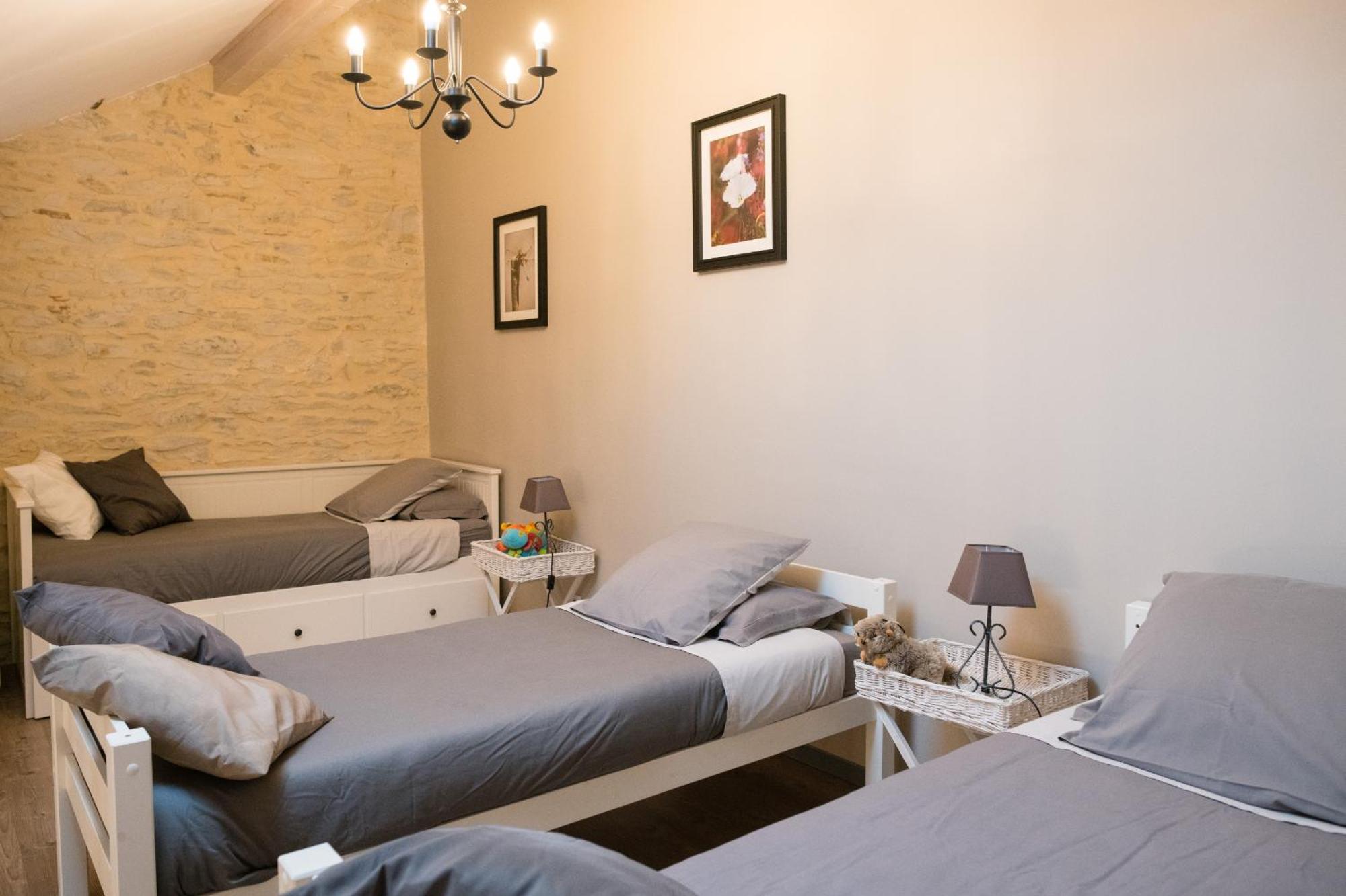 Les Galapons Hotel Trept Room photo